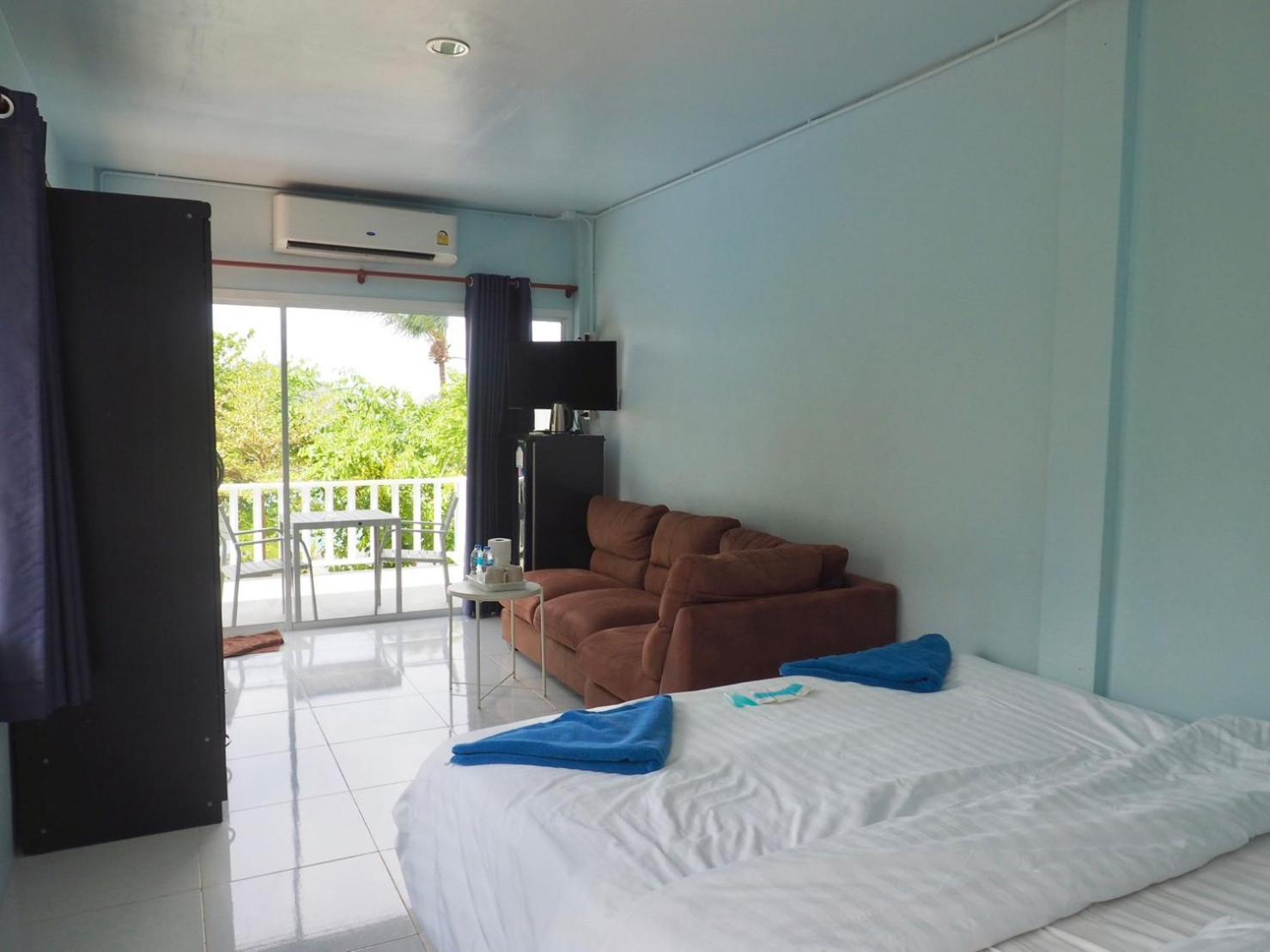 Naiharn On The Rock Resort Phuket Nai Harn Екстериор снимка
