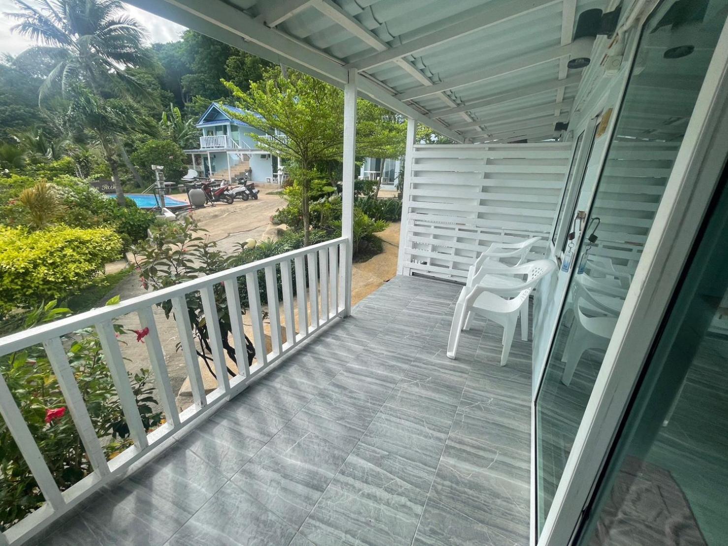 Naiharn On The Rock Resort Phuket Nai Harn Екстериор снимка
